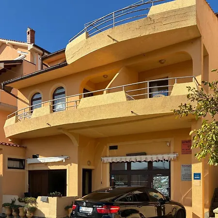Beautiful In With Wifi Apartment Lopar