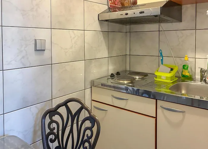 Stunning In With Wifi Apartman Lopar